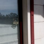 Установка экструдированных роллет с обваркой металлом на частной вилле